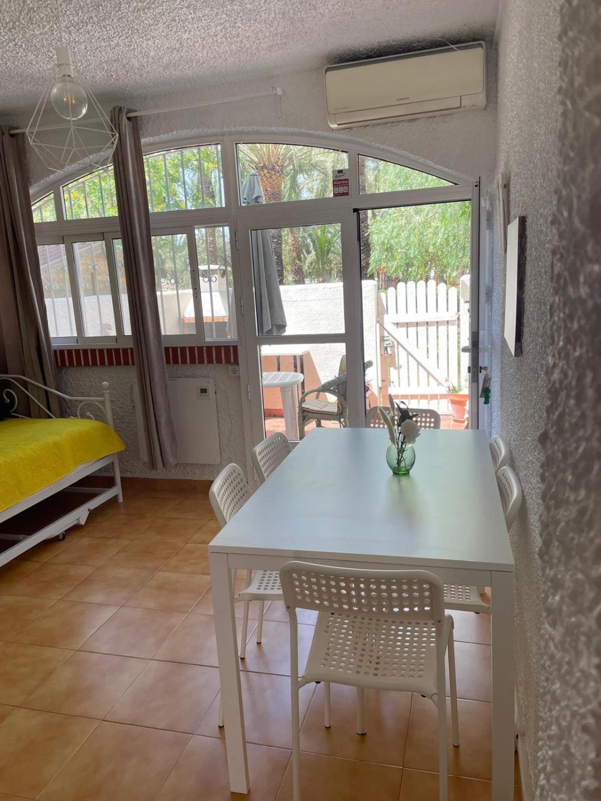 Villa Mare - 2 Beds With Balcony, Patio And Pool And Direct Park Access مرسية المظهر الخارجي الصورة