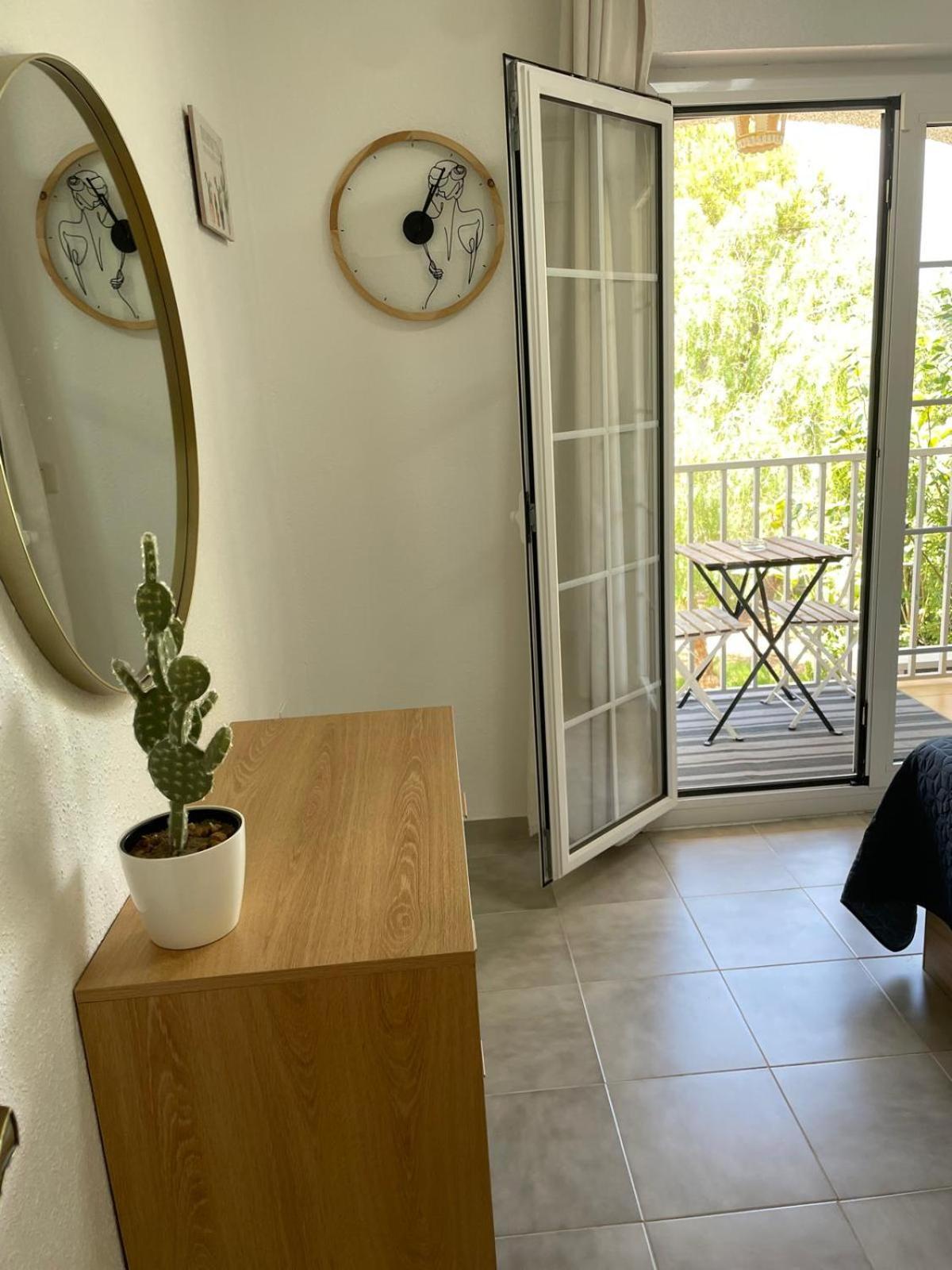 Villa Mare - 2 Beds With Balcony, Patio And Pool And Direct Park Access مرسية المظهر الخارجي الصورة
